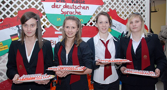 Német nyelv, kultúra és csokoládé a Táncsics gimnáziumban (klikk a képre) Fotók: Kecskeméti Krisztina