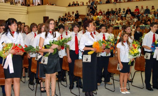 A végzősök elköszöntek iskolájuktól (klikk a képre) Fotók: Palotás Rajmund