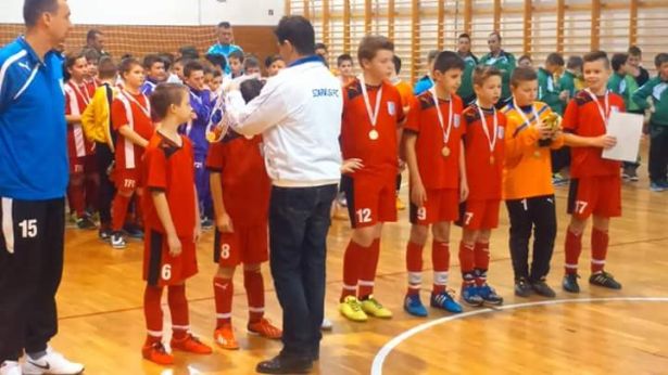 A győztes U12 csapat a Szarvasi Kupán (Fotó: OMTK-ULE Facebook)