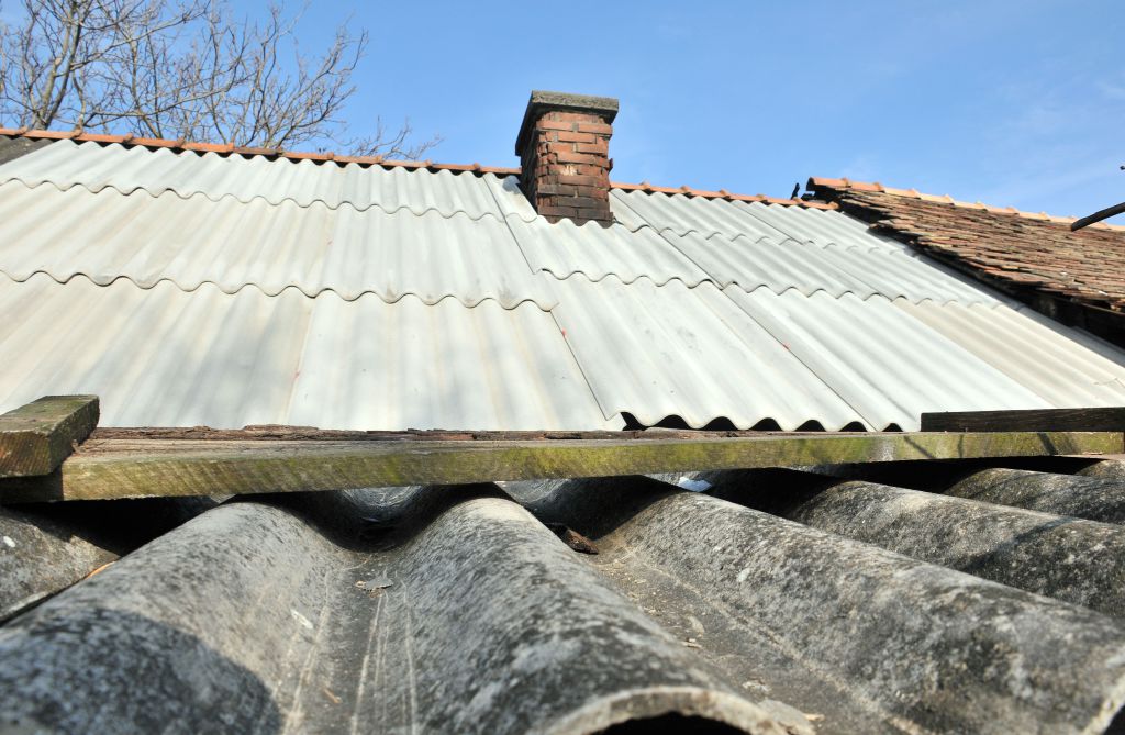 A felújított tető Nyári 